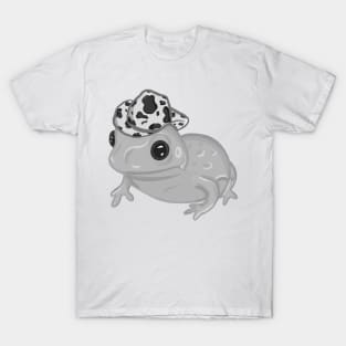 Gray Frog Wearing Cowboy Hat T-Shirt